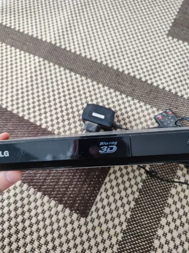 LEITOR DVD BLUE-RAY 3D LG COM CONTROLE 