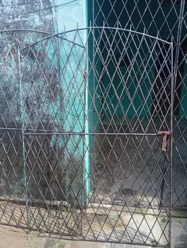 Vender portão usado 