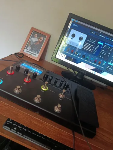 Pedaleira de guitarra VALETON GP 200 