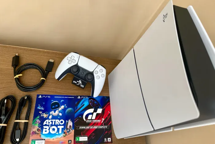 PS5 Slim NOVO NUNCA USADO + 2 Jogos!