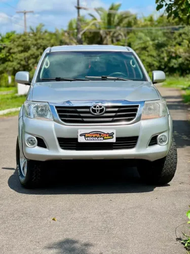 Toyota Hilux CD D4-d 4X4 2.5 16V 102cv TB Dies. 2012