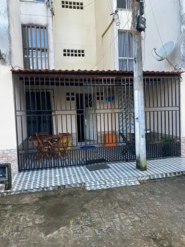 Imóvel para venda possui 50 metros quadrados com 2 quartos em Banco da Vitória - Ilhéus -