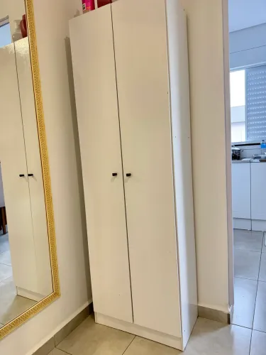 Armário multiuso
