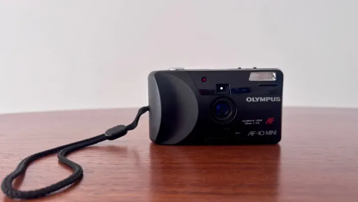 Olympus Mini AF-10 - Câmera Analógica 35mm