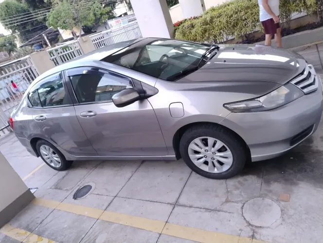 Honda City Sedan LX 1.5 Flex 16V 4P Mec. 2013