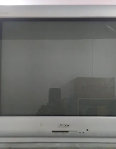 TV DE TUBO DA MARCA AIKA FUNCIONANDO