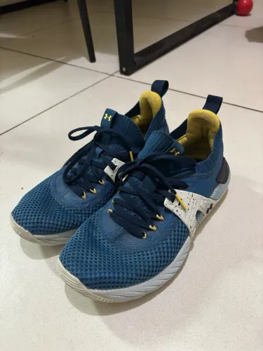 Tenis Academia/Cross fit - Under armour project Rock 4