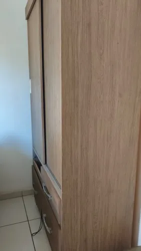 GUARDA ROUPA
