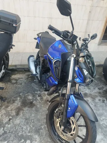 FZ15 azul 2024