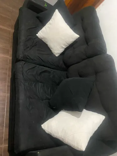 Vende-se sofá a preço de desapego