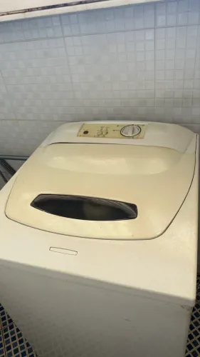 Maquina de lavar roupa