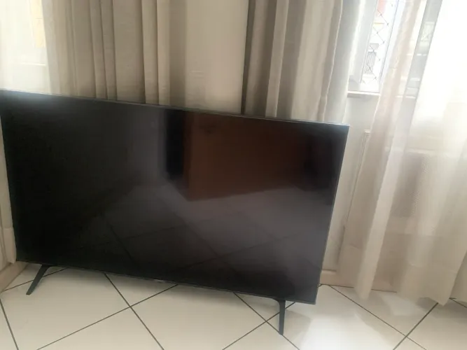 TV LG 60 polegadas com defeito na imagem