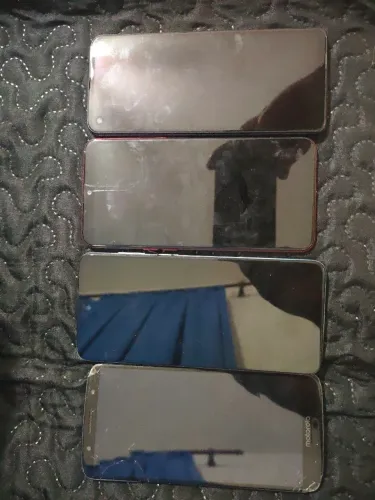 Lote 4 Celulares Sucata / Para Retirada de Peças ou Conserto (Desapego Mudança)