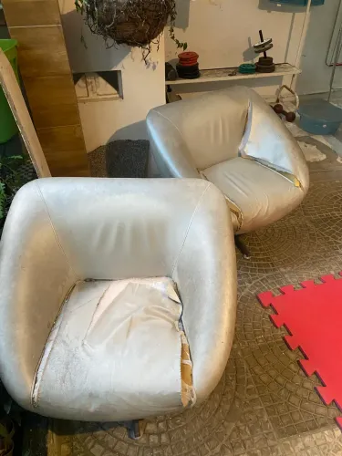 Poltronas giratórias italianas 