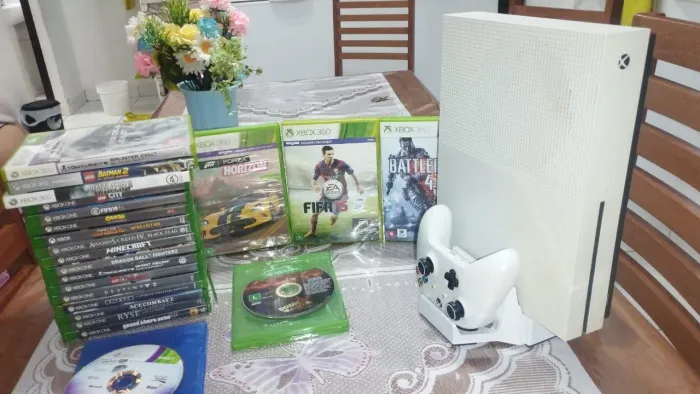 XBOX 360 ONE S 27 JOGOS