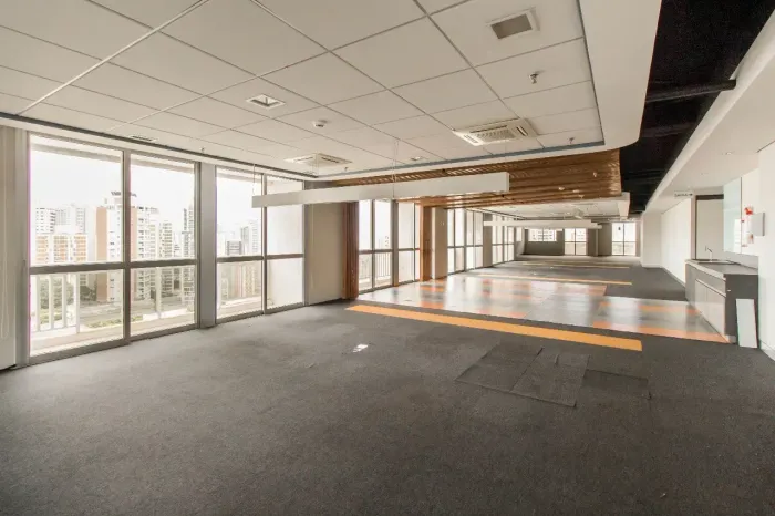 Laje corporativa à venda ou locação com 873m², 18 conjuntos e 18 vagas Metrô Ana Rosa