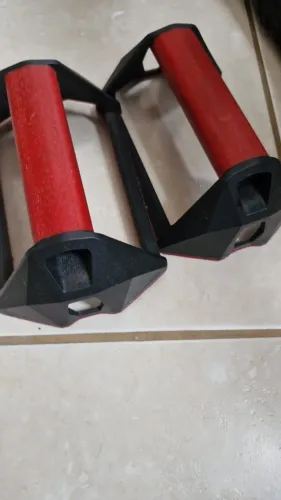 alças para flexão (push-up bars) da marca Decathlon (Domyos)
