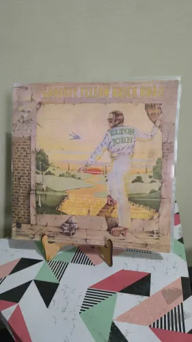 Lp Elton John - Goodbye Yellow Brick Road