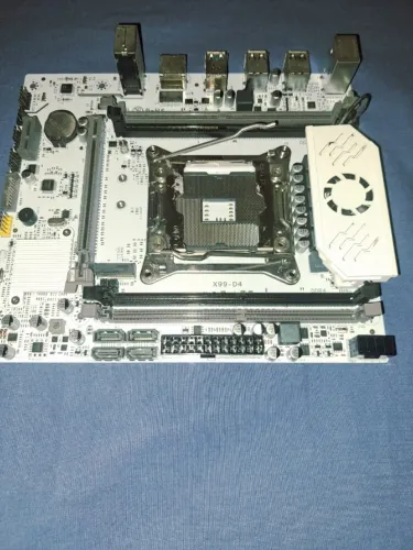 Placa mãe Qiyida X99 D4 
