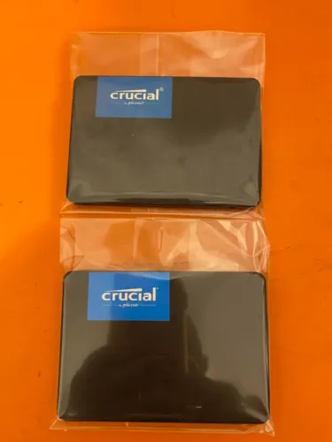 SSD Disco sólido interno Crucial 500 GB novo!