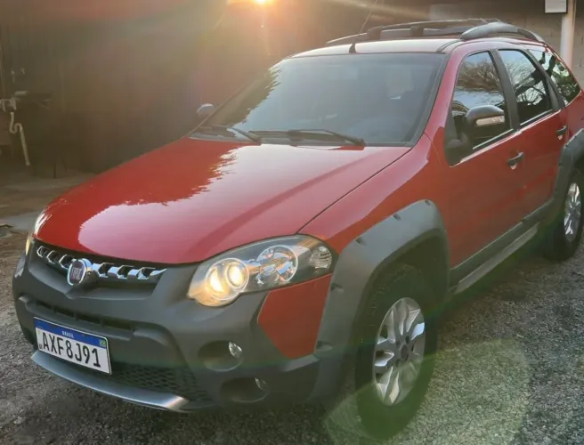 Fiat Palio Weekend Adventure Locker 1.8 Flex 2014