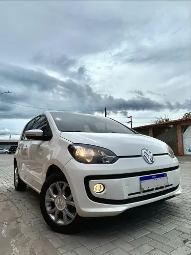 Volkswagen Up! High I Motion 1.0 T. Flex 12V 5P 2017