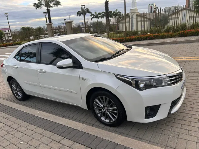 Toyota Corolla XEI 2.0 Flex 16V Aut. 2016
