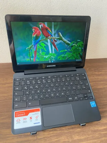 ChromeBookw Samsung / Intel Celeron / 2GB RAM / 16GB e.MMC / Tela 11.6?