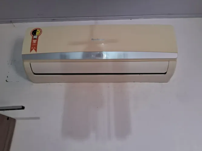 Vendo um Ar-condicionado springer