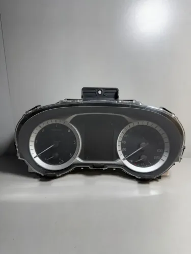 Painel instrumentos Nissan Frontier 2020