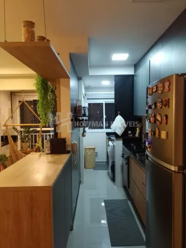 Apartamento no Jardim São Caetano com sacada gourmet.