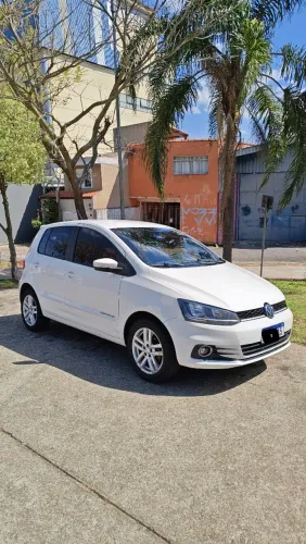 Volkswagen Fox Comfortline 1.6 Flex 8V 5P 2015