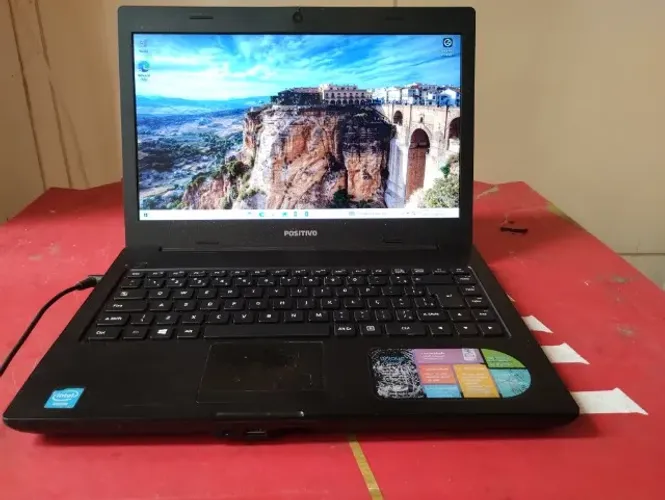 Notebook Positivo(Funcionando perfeitamente)