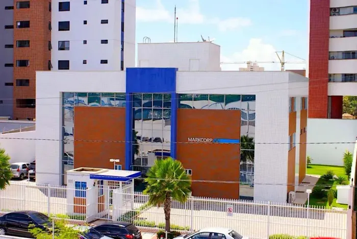 Prédio com 2 andares/elevador - com 820m2 e terreno 1.021m2 - 16 salas - Mobiliado - Guara