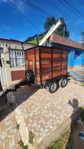 Reboque carrocinha dois eixo