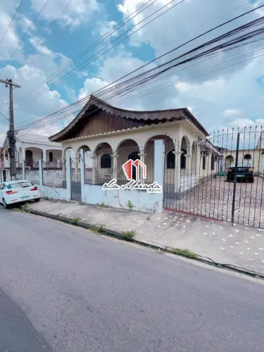 Conj. 31 De Março - Japiim,Casa Ampla, 160 M², 4QTOS, 7 Vagas!
