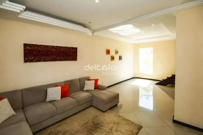 Casa para locação, 3 quartos, 1 suíte, 5 vagas de garagem Trevo, Belo Horizonte, MG