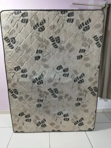 Vendo cama usada