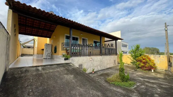 Casa em Condomínio em Araruama - 3 Quartos - 1 Suíte R$ 400.000,00