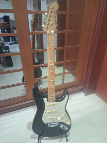 Guitarra Giannini Stratosonic anos 70