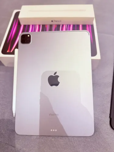 iPad Pro 11-inch 4th 256 com Apple Pencil 2th