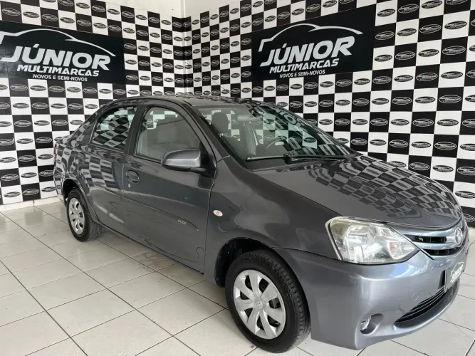 Toyota Etios X Sedan 1.5 Flex 16V 4P Mec. 2016