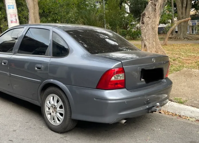 Chevrolet Vectra GLS/ Challenge 2.2 MPFI 16V 2000