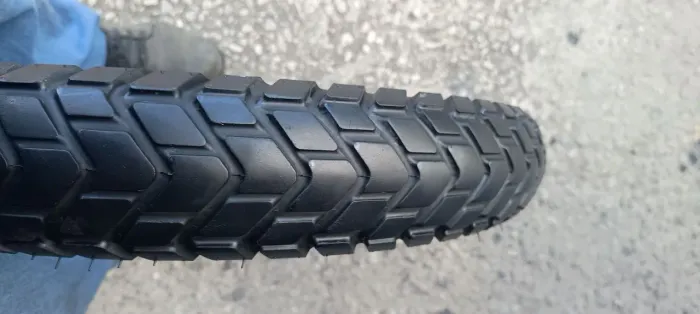 Pneu 90 90 19 Pirelli