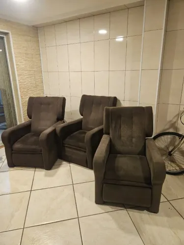 3 Poltronas reclináveis usadas  ,valor R$ 300 