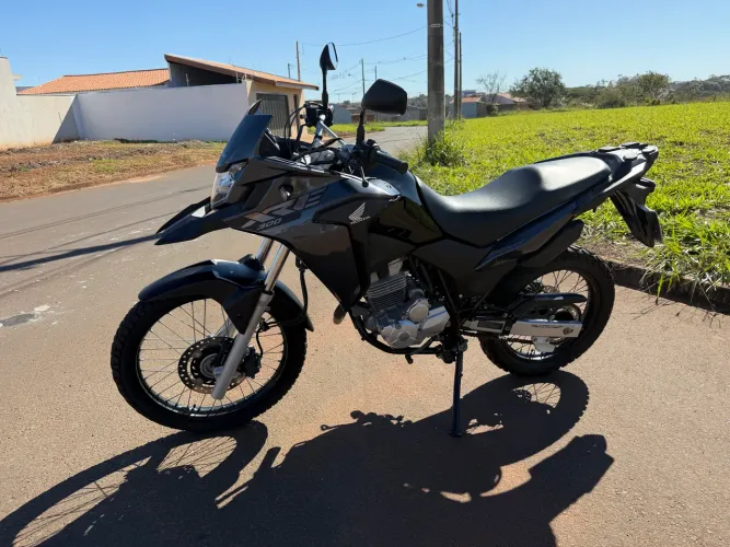 XRE 300 ano 2023 único dono