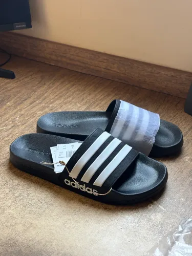 Chinelo Adidas Adilette Shower