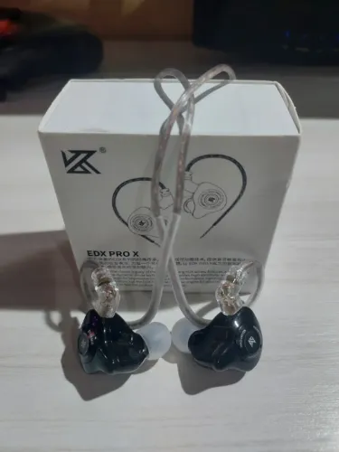Fone KZ EDX Pro X | IEM Profissional | Graves Profundos | Cabo Removível | Black