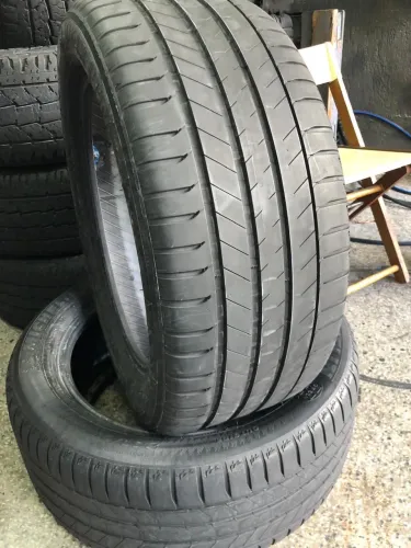 Pneus 255/50/19 Michelin seminovos os 2 por 1600$ Originais latitude Sport 3