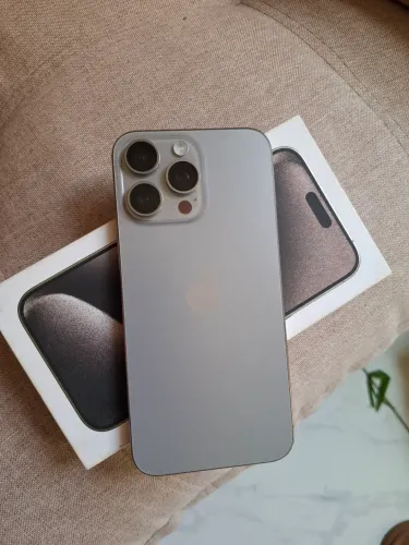 Iphone 15 pro max 256gb 88% BATERIA